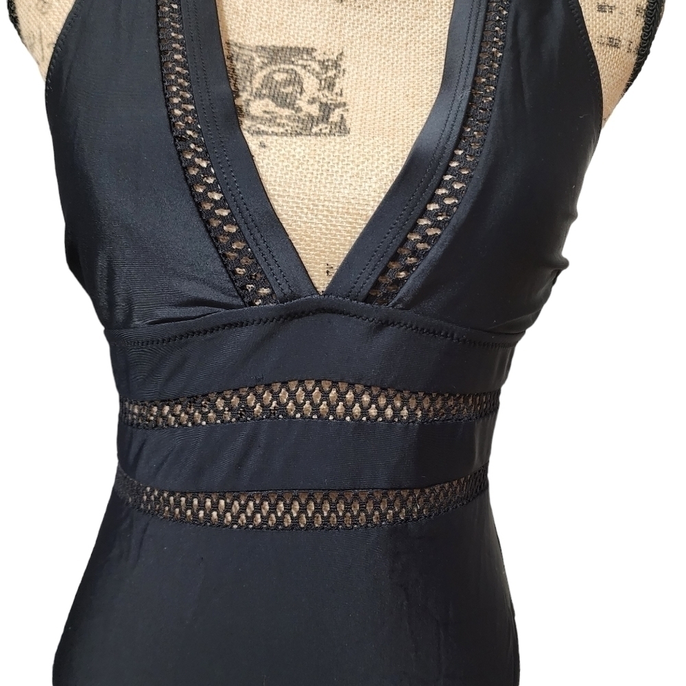 One Piece Swimsuit Black - Small - Picture 5 of 8